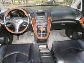 2002 Lexus RX300 Photos
