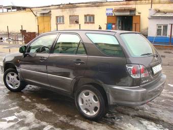 2002 Lexus RX300 Photos