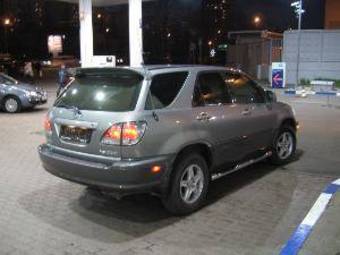 2002 Lexus RX300 Photos