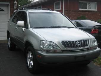 2002 Lexus RX300 Photos