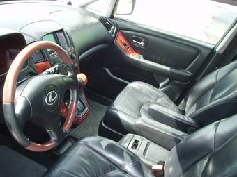 2002 Lexus RX300 Photos