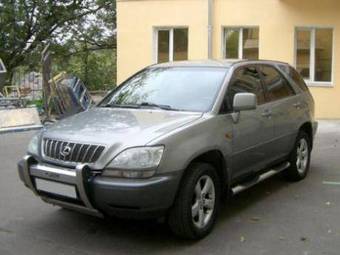 2002 Lexus RX300 Pictures