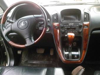 2002 Lexus RX300 Photos