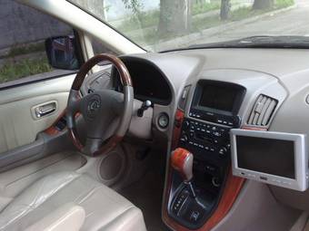 2002 Lexus RX300 Pictures