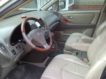 2002 Lexus RX300 Pictures