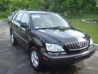 2002 Lexus RX300 Pictures