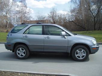 2002 Lexus RX300 Photos