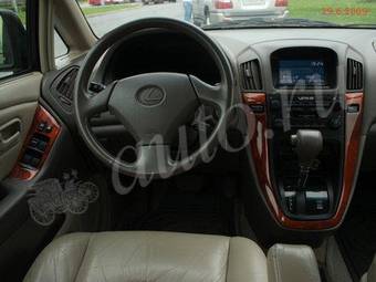 2002 Lexus RX300 Images
