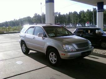 2002 Lexus RX300 Wallpapers