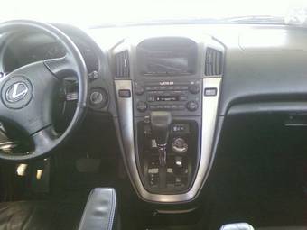 2002 Lexus RX300 Images