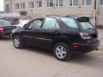 2002 Lexus RX300 Pics