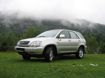 2002 Lexus RX300 Photos