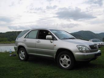 2002 Lexus RX300 Photos