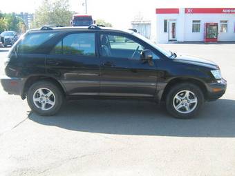 2002 Lexus RX300 Photos