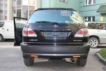 2002 Lexus RX300 Photos