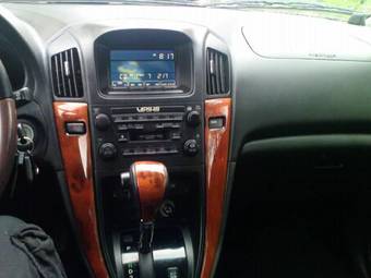 2002 Lexus RX300 Pictures