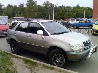 2002 Lexus RX300 Photos