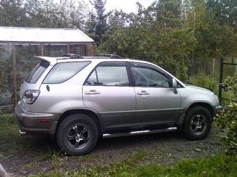 2002 Lexus RX300 Photos