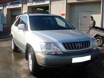 2003 Lexus RX300 Pics