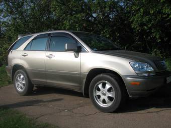 2003 Lexus RX300 Pics