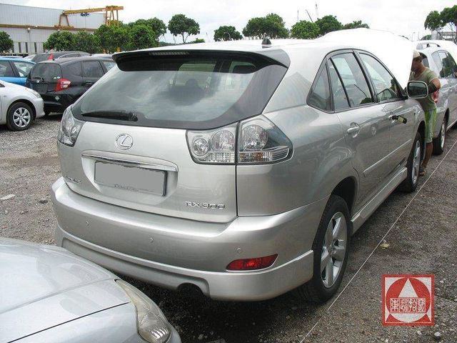 2004 Lexus RX300