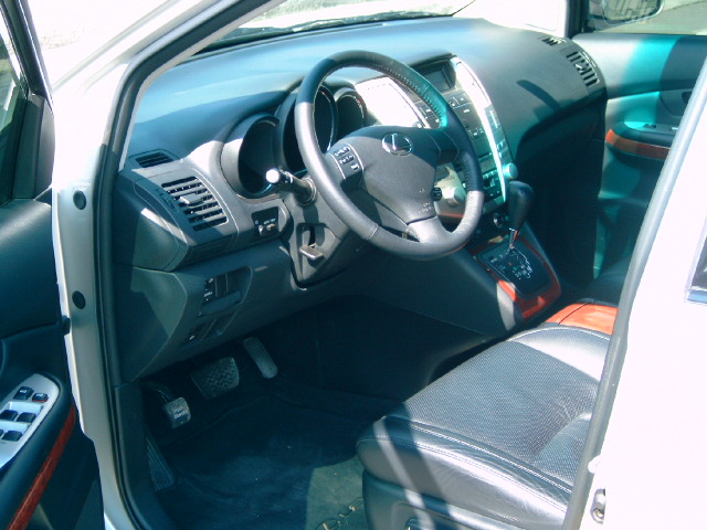 2004 Lexus RX300 Pictures