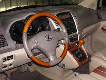 2004 Lexus RX300 Pictures