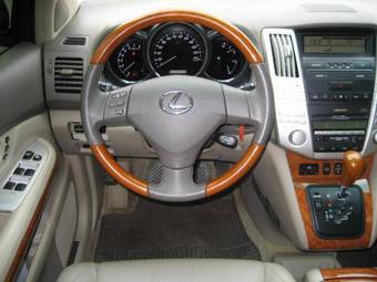 2004 Lexus RX300 Pics