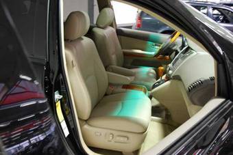 2005 Lexus RX300 Pics