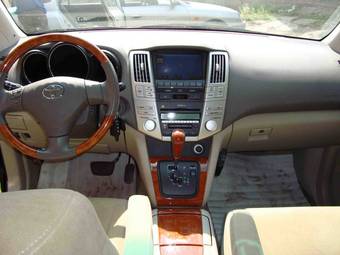 2005 Lexus RX300 Pics