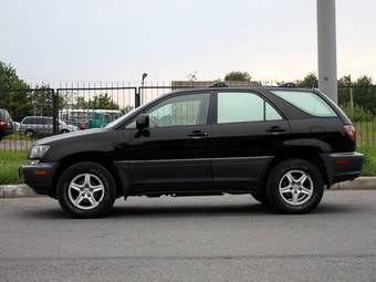 2000 Lexus RX330 Images