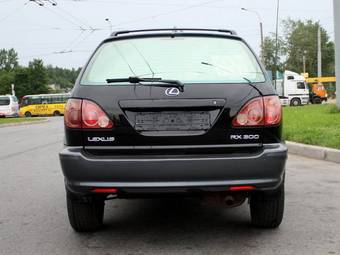 2000 Lexus RX330 Pics