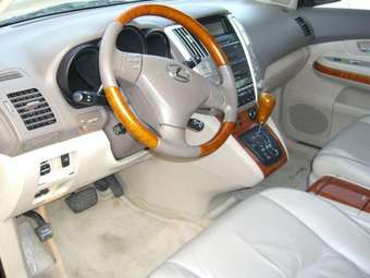 2003 Lexus RX330 Pictures