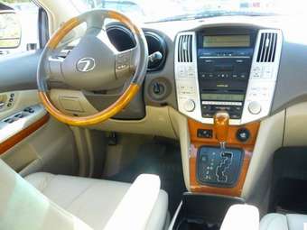 2003 Lexus RX330 Pictures