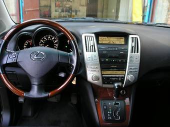 2003 Lexus RX330 Pictures