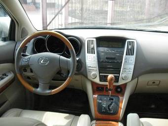 2003 Lexus RX330 Pictures