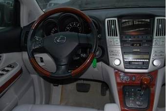 2003 Lexus RX330 Pictures