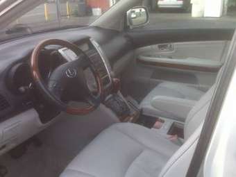 2004 Lexus RX330 Pictures