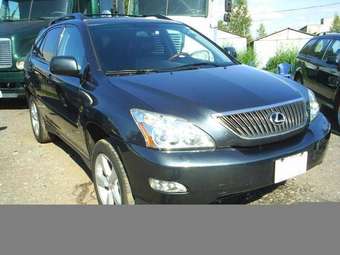 2004 Lexus RX330 Pics