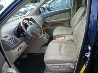 2004 Lexus RX330 Photos