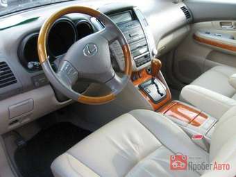 2004 Lexus RX330 Pics