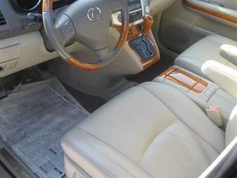 2004 Lexus RX330 Wallpapers