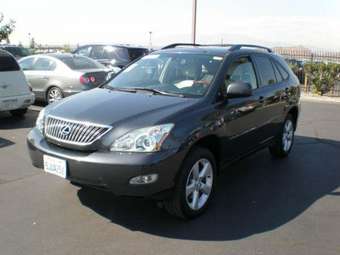 2004 Lexus RX330 Images