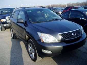 2004 Lexus RX330 Images