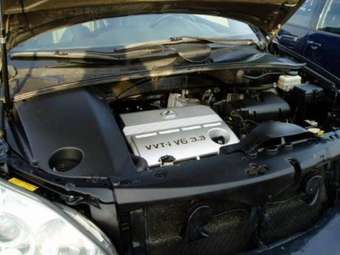 2004 Lexus RX330 Pics