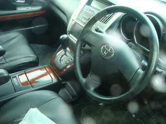 2004 Lexus RX330 Pics