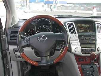2004 Lexus RX330 Photos