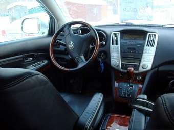 2004 Lexus RX330 Photos