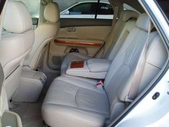 2004 Lexus RX330 Photos