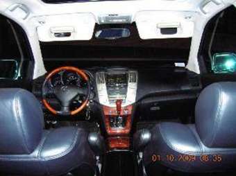 2004 Lexus RX330 Pictures